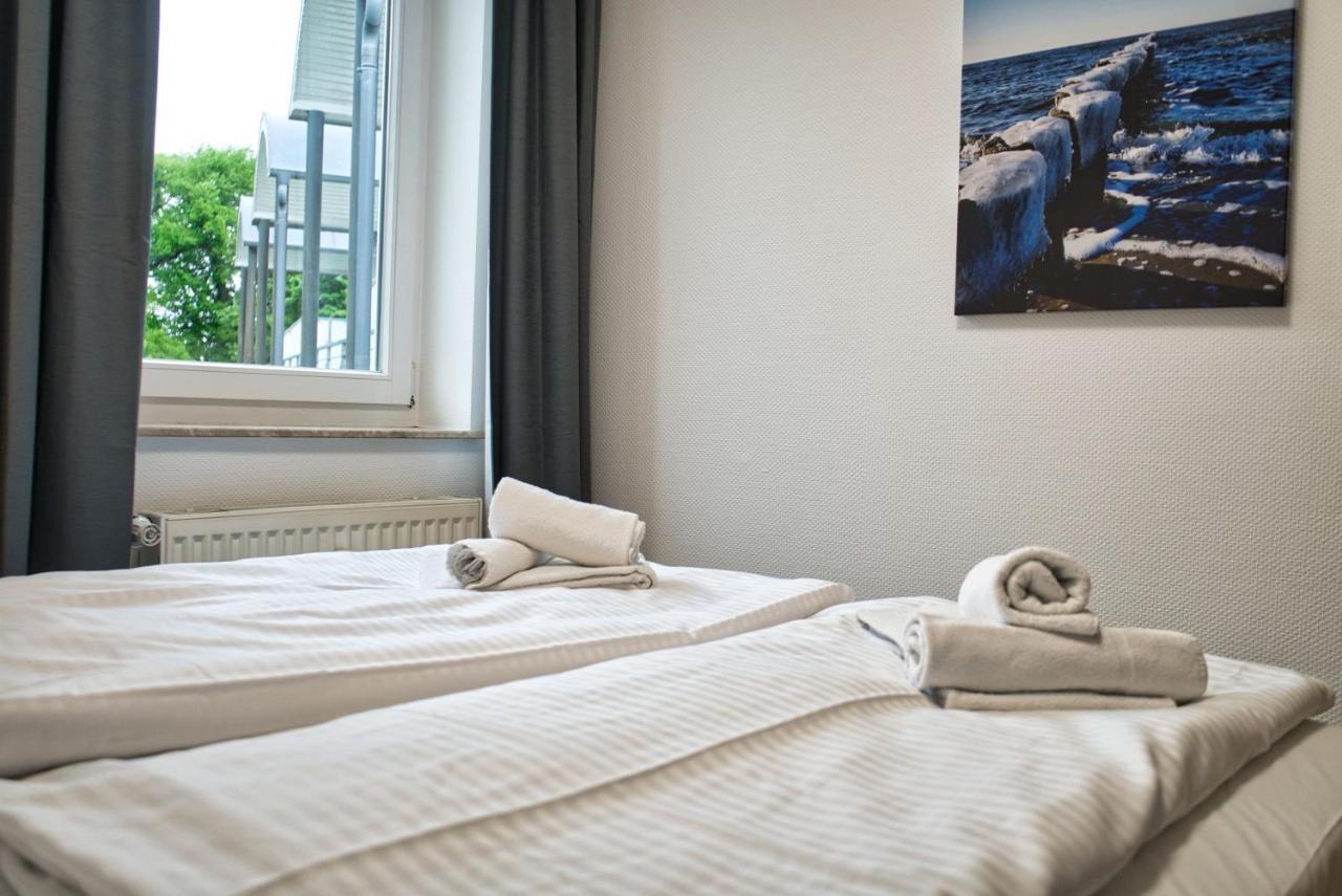 Strandnah, Balkon, Ahoi Erlebnisbad Gratis In Sellin - Strandresidenz Brandenburg Fewo 36 Goehren (Ruegen) Exterior foto